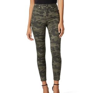 Good American Good Waist Jeans